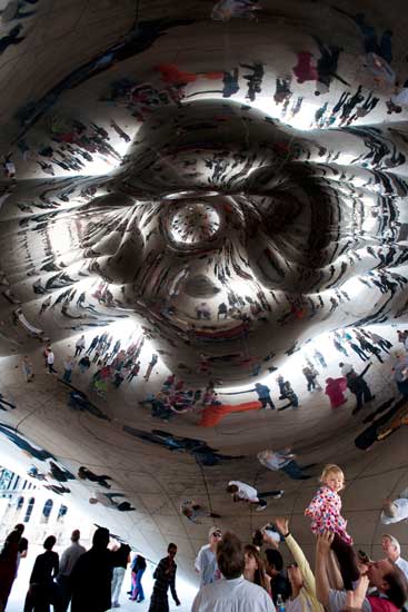 L00-2009-04-18---Globe-In-Millineum-Park