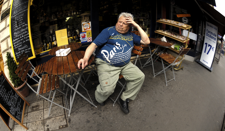 2007-07-20 - Paris, FR - Man Sitting on Side Street